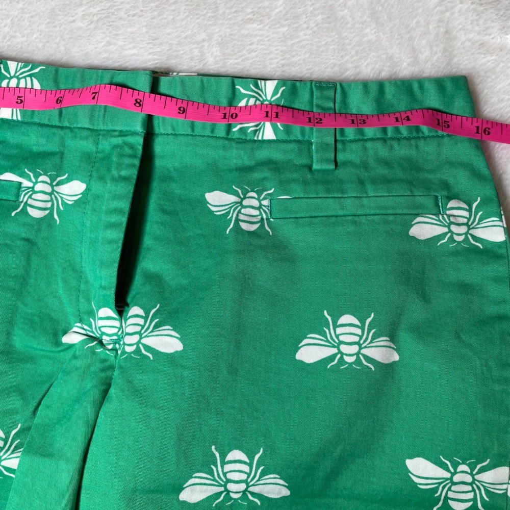 Lands End Womens Green White Honeybee Print Chino Shorts Fit 2 Size 4 Bee Print - Picture 6 of 8